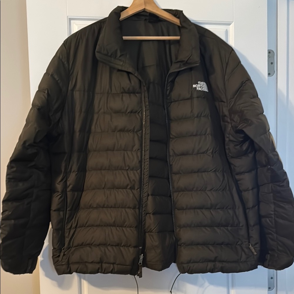 The North Face Men's Dark Puffer Jacket